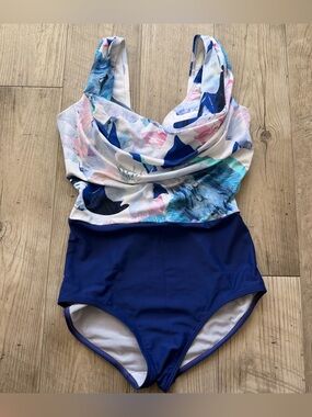 Triumph XL White & Pastel Floral Women's Swimwear